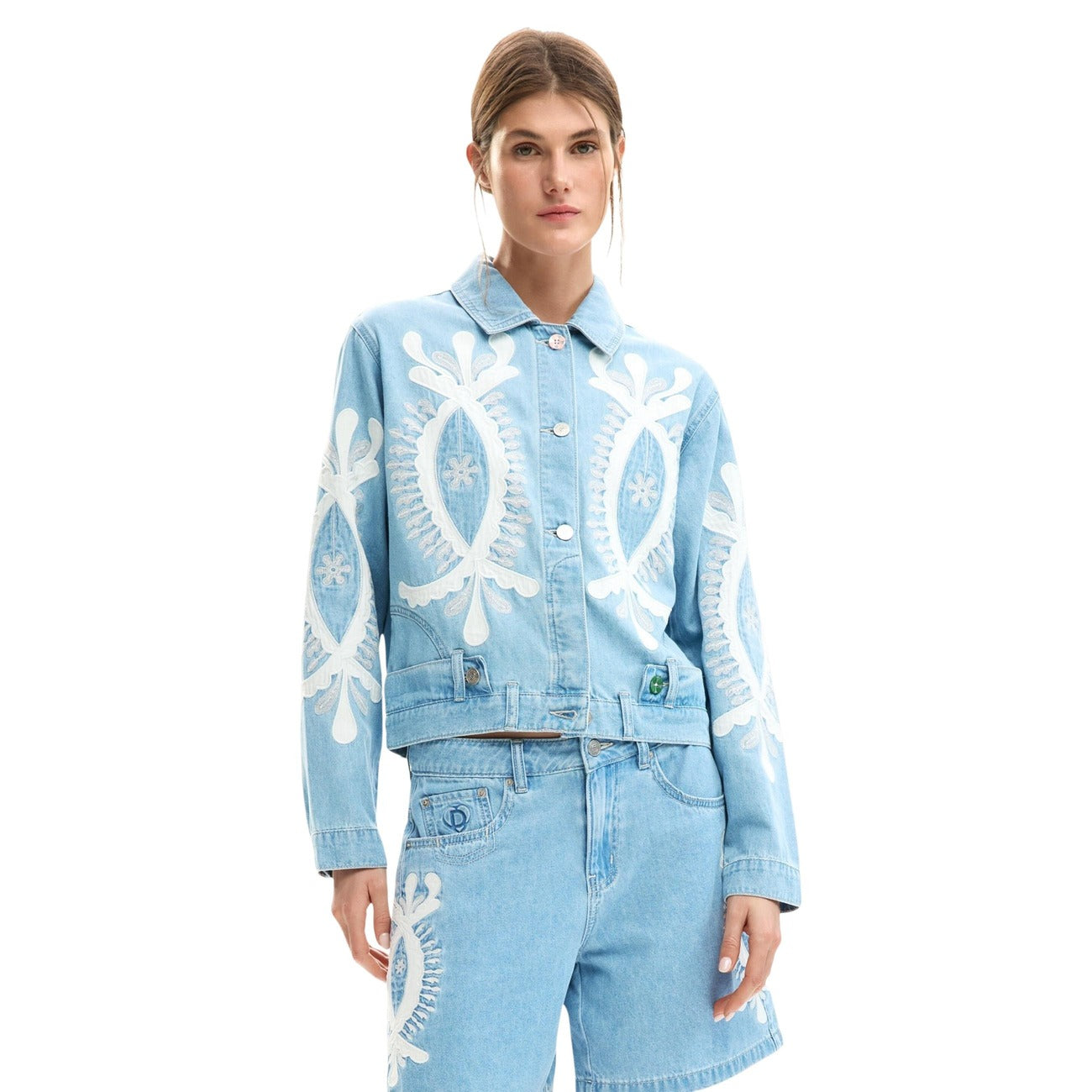 Selected Variant Image